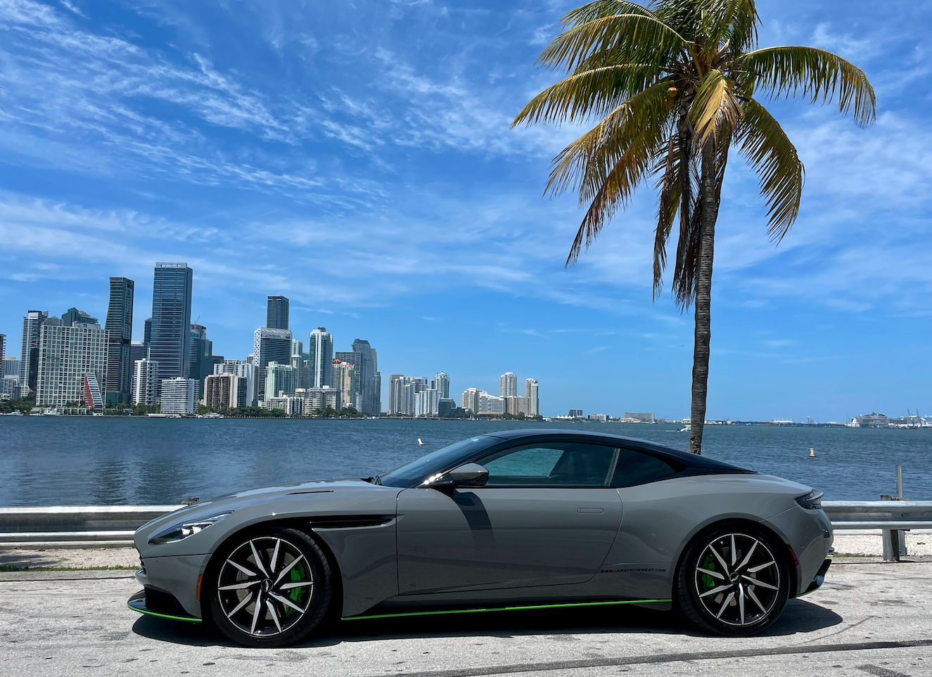 Cómo tener un supercoche gratis. La forma de hackear supercoches de Autohacker