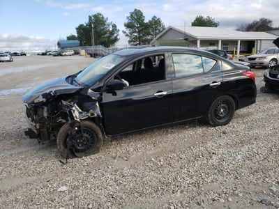 3N1CN7AP4KL****** 2019 Nissan Versa