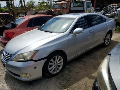 JTHBK1EG2B2****** 2011 Lexus ES 350