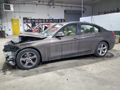 WBA3C3G50EN****** 2014 BMW 3 Series
