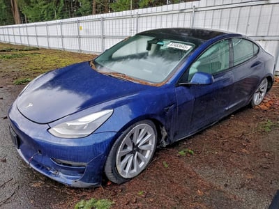 5YJ3E1EA7NF****** 2022 Tesla Model 3
