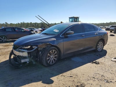 1C3CCCCG8FN****** 2015 Chrysler 200