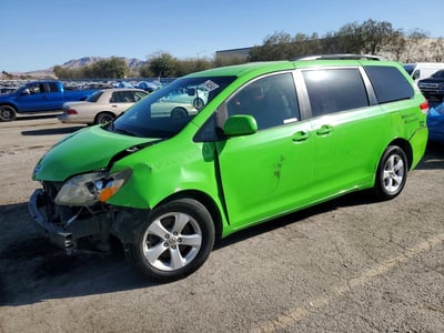 5TDKK3DC8ES****** 2014 Toyota Sienna