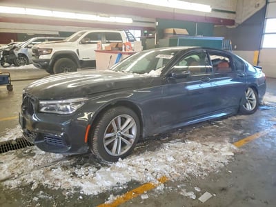 WBA7F2C55HG****** 2017 BMW 7 Series