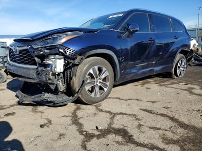 5TDGZRAHXMS****** 2021 Toyota Highlander