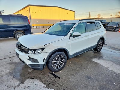 3VV2B7AXXLM****** 2020 Volkswagen Tiguan