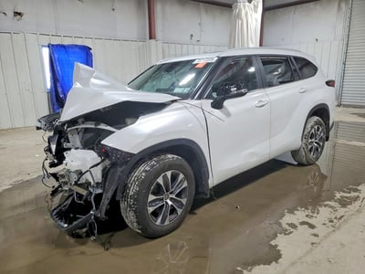 5TDKDRBH5RS****** 2024 Toyota Highlander