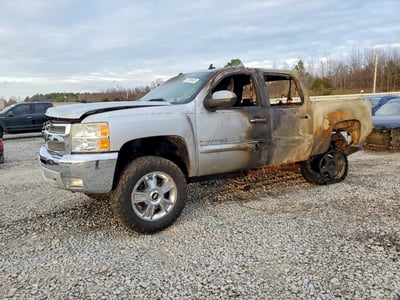 3GCPKSE76DG****** 2013 Chevrolet Silverado