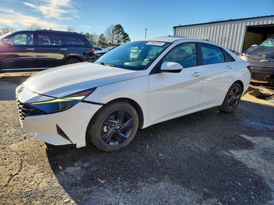 5NPLM4AG4NH****** 2022 Hyundai Elantra