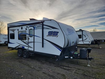 2018 Pacific Coachworks Pacific Coachworks Trailer