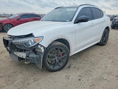 2020 Alfa Romeo Stelvio