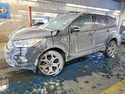 1FMCU9J98KU****** 2019 Ford Escape