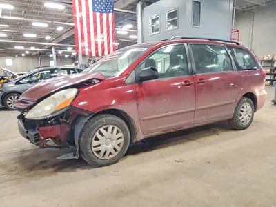 5TDKK4CC6AS****** 2010 Toyota Sienna