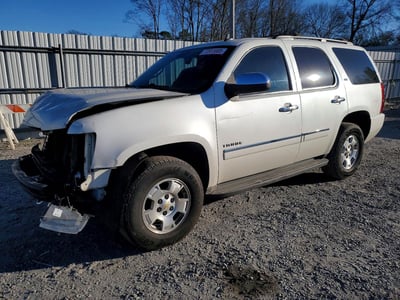 1GNSKCE09BR****** 2011 Chevrolet Tahoe
