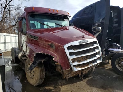 1FUJHLDV0LL****** 2020 Freightliner Cascadia 126