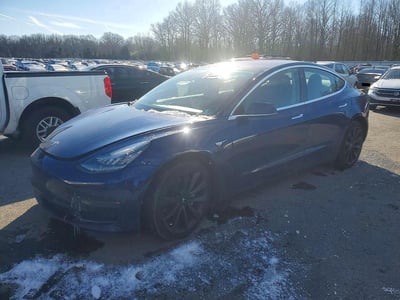 5YJ3E1EB8JF****** 2018 Tesla Model 3