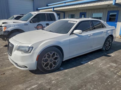 2018 Chrysler 300