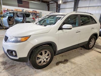 5XYKT4A64DG****** 2013 Kia Sorento