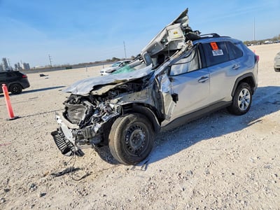 2T3F1RFV6MW****** 2021 Toyota RAV4
