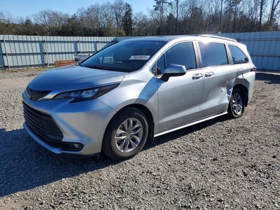 2025 Toyota Sienna