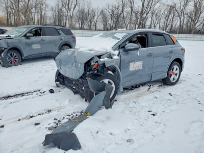 WA1J2BFZ5NP****** 2022 Audi Q4 Etron