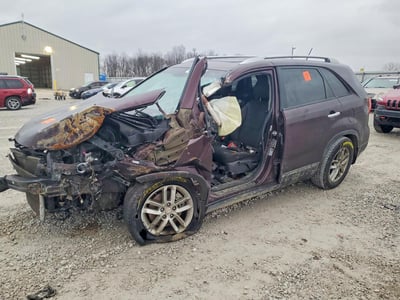 5XYKT4A69EG****** 2014 Kia Sorento