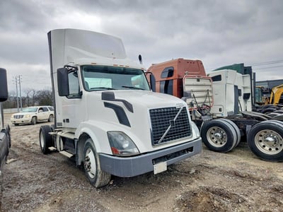 4V4N39TG6HN****** 2017 Volvo VNL