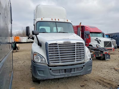 1FUBGEDV8GL****** 2016 Freightliner Cascadia 125