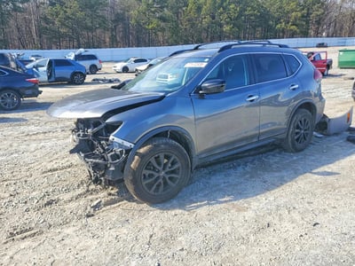 5N1AT2MV5JC****** 2018 Nissan Rogue