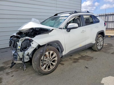 2T3C1RFV9SW****** 2025 Toyota RAV4