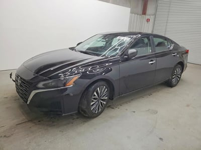 2025 Nissan Altima