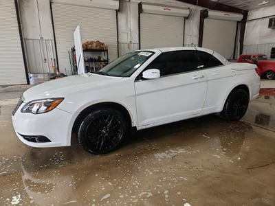 2013 Chrysler 200