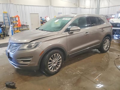 5LMCJ3D92GU****** 2016 Lincoln MKC