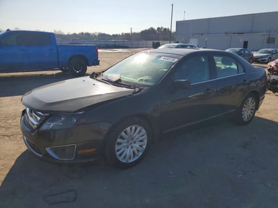 3FADP0L32BR****** 2011 Ford Fusion
