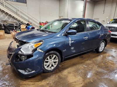 3N1CN7AP8HL****** 2017 Nissan Versa