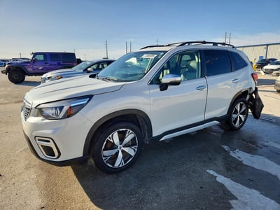 JF2SKAWCXKH****** 2019 Subaru Forester