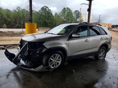 5XYKT3A65EG****** 2014 Kia Sorento
