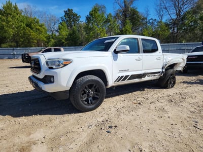 5TFAZ5CNXHX****** 2017 Toyota Tacoma
