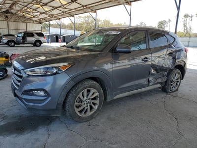 KM8J3CA43JU****** 2018 Hyundai Tucson