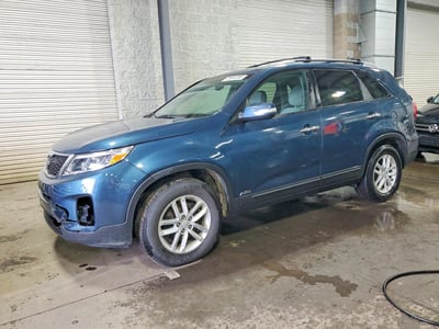 5XYKTDA73FG****** 2015 Kia Sorento