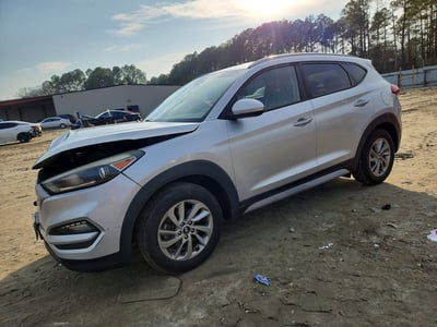 KM8J3CA44HU****** 2017 Hyundai Tucson