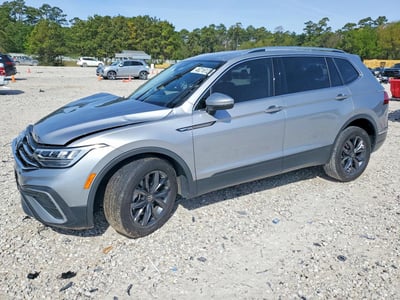 3VV3B7AX1PM****** 2023 Volkswagen Tiguan