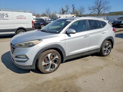 KM8J3CA27GU****** 2016 Hyundai Tucson