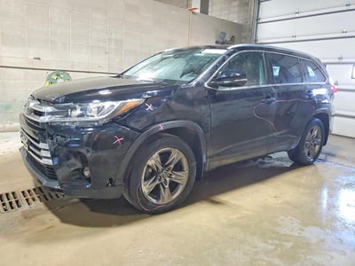 5TDDZRFHXJS****** 2018 Toyota Highlander