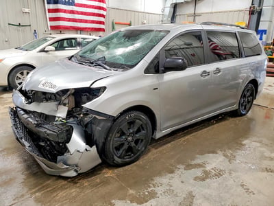 5TDEZ3DC8LS****** 2020 Toyota Sienna