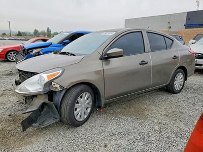 3N1CN7AP8GL****** 2016 Nissan Versa