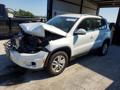WVGBV7AX9HW****** 2017 Volkswagen Tiguan