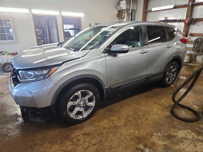 7FARW2H83JE****** 2018 Honda CR-V