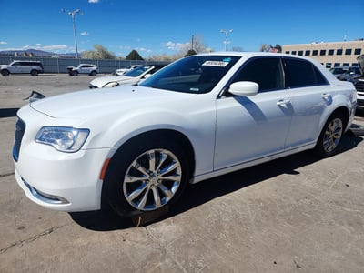 2C3CCARG3GH****** 2016 Chrysler 300