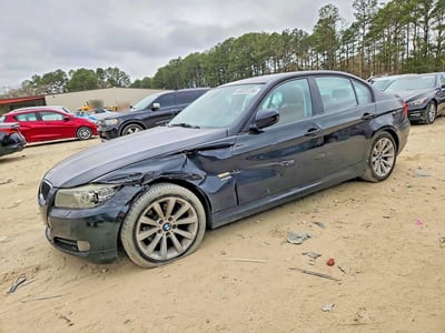 WBAPK5C52BF****** 2011 BMW 3 Series